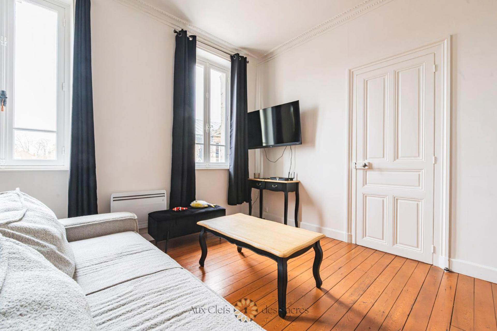 L'Hotel Des Ventes Reims Chativesle Exterior foto